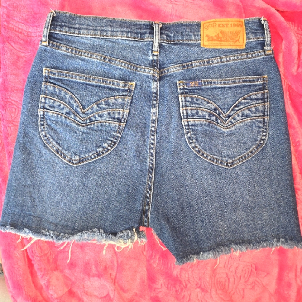 Gap High Rise Shorts Size 8 - Picture 2 of 7